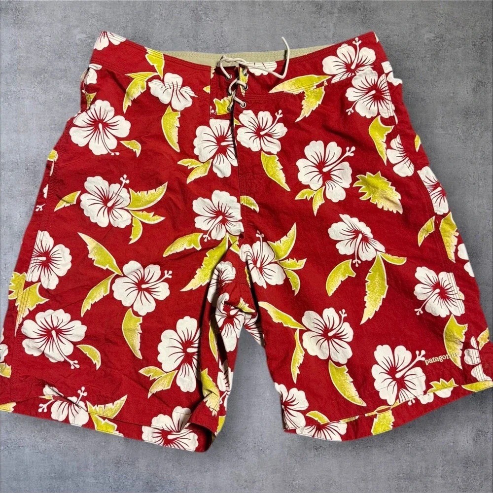 Vintage Patagonia Shorts Mens 34 Red‎ Hibiscus Board Shorts Swim Trunks Y2K 00s